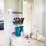 Сasa de vacaciones 2 Bedroom In *