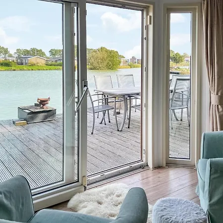 Amazing In With House Sea View *