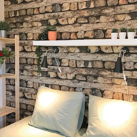 2 Bedroom In *
